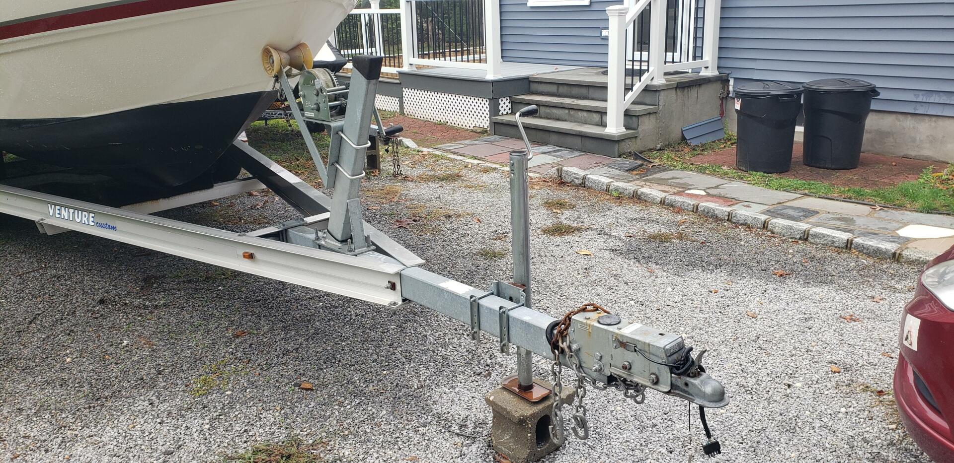 2004 Maxum 2400 SCR Base - Image 7
