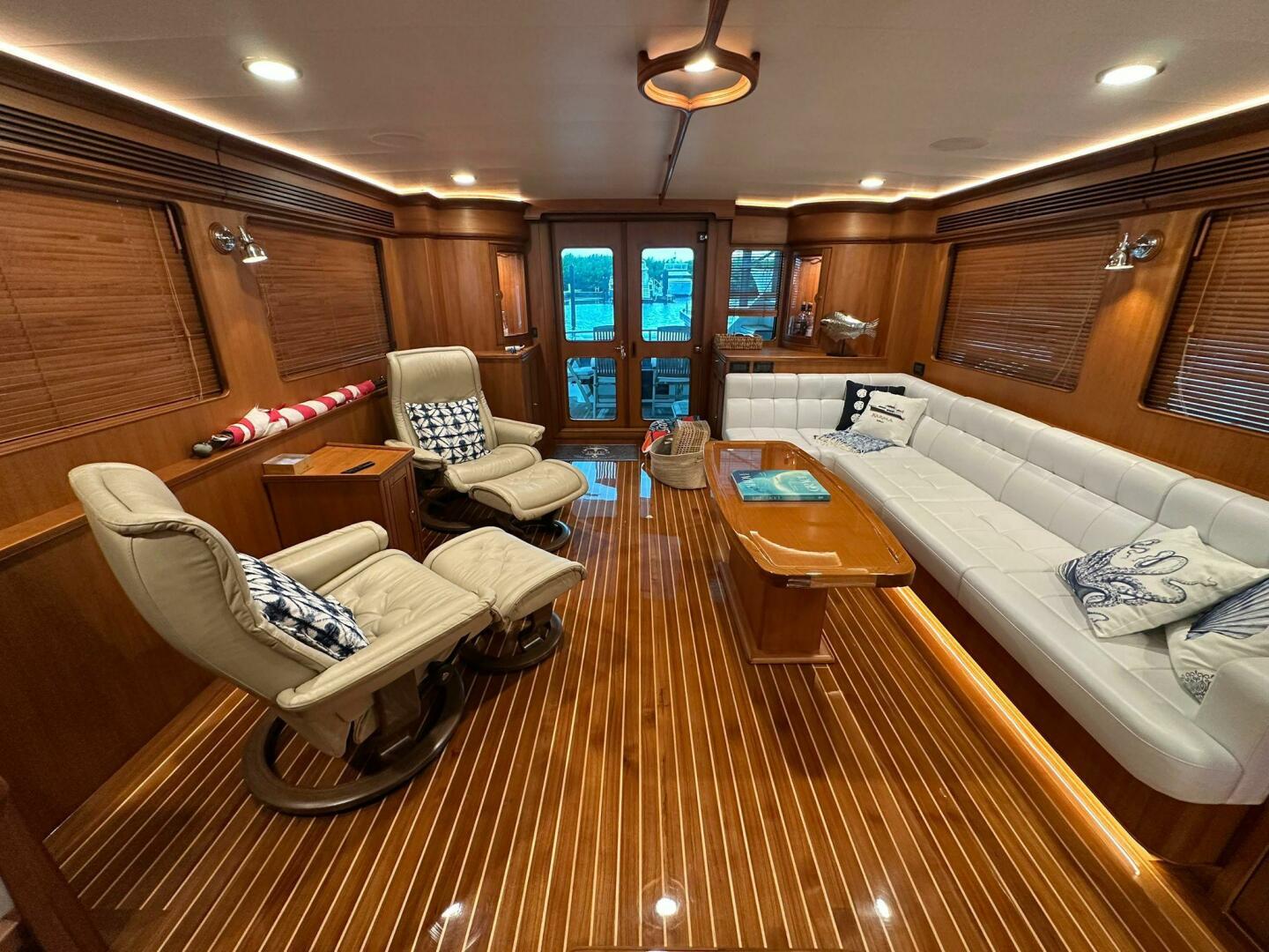 2023 Marlow Explorer 66E - CB - Image 12