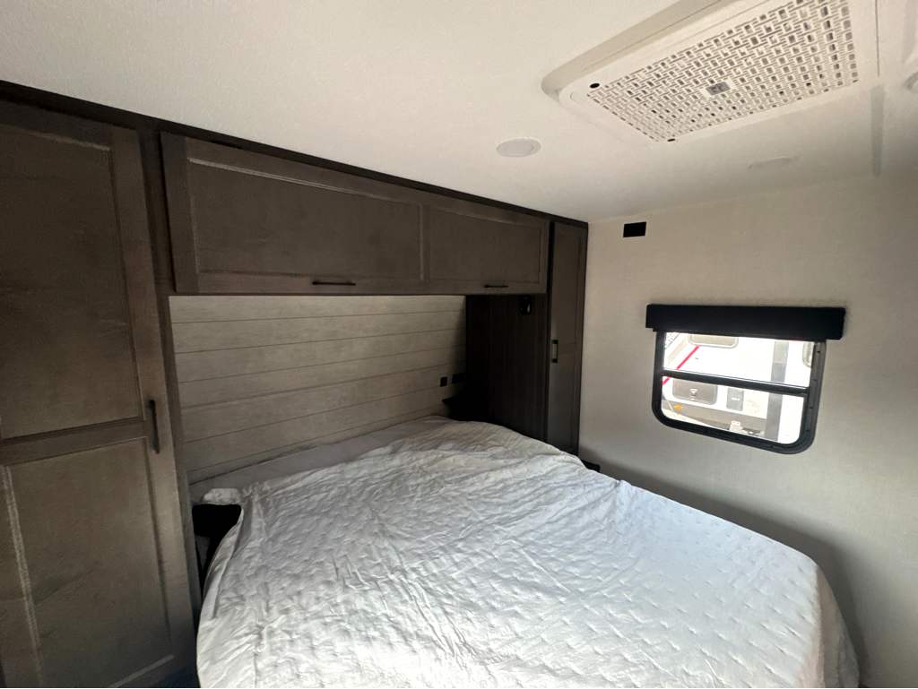 2027 VENTURE RV STRATUS 291VQB - Image 20