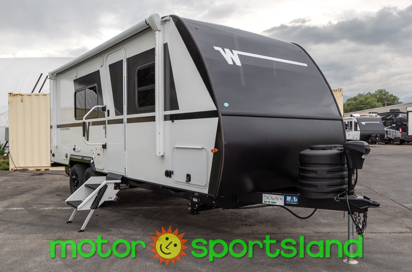 2027 Winnebago Micro Minnie 2200TBH - Image 1