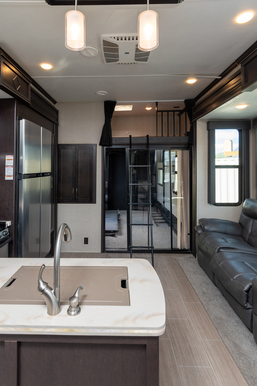 2017 Keystone Raptor 424TS - Image 67
