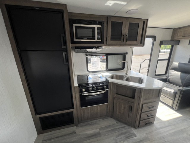 2022 Heartland Pioneer PI RL 250 - Image 17