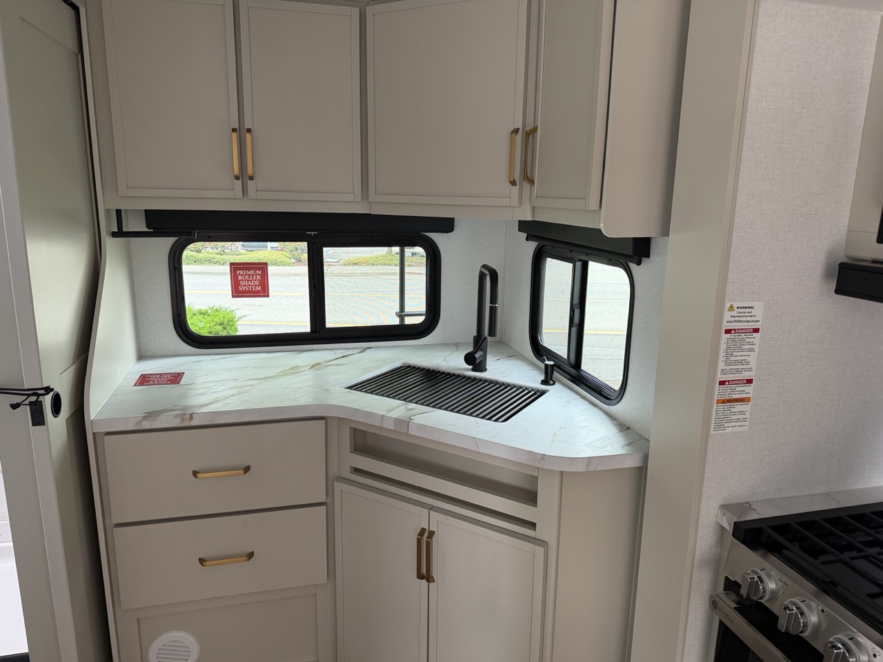 2027 Grand Design Imagine XLS 22MLE - Image 8