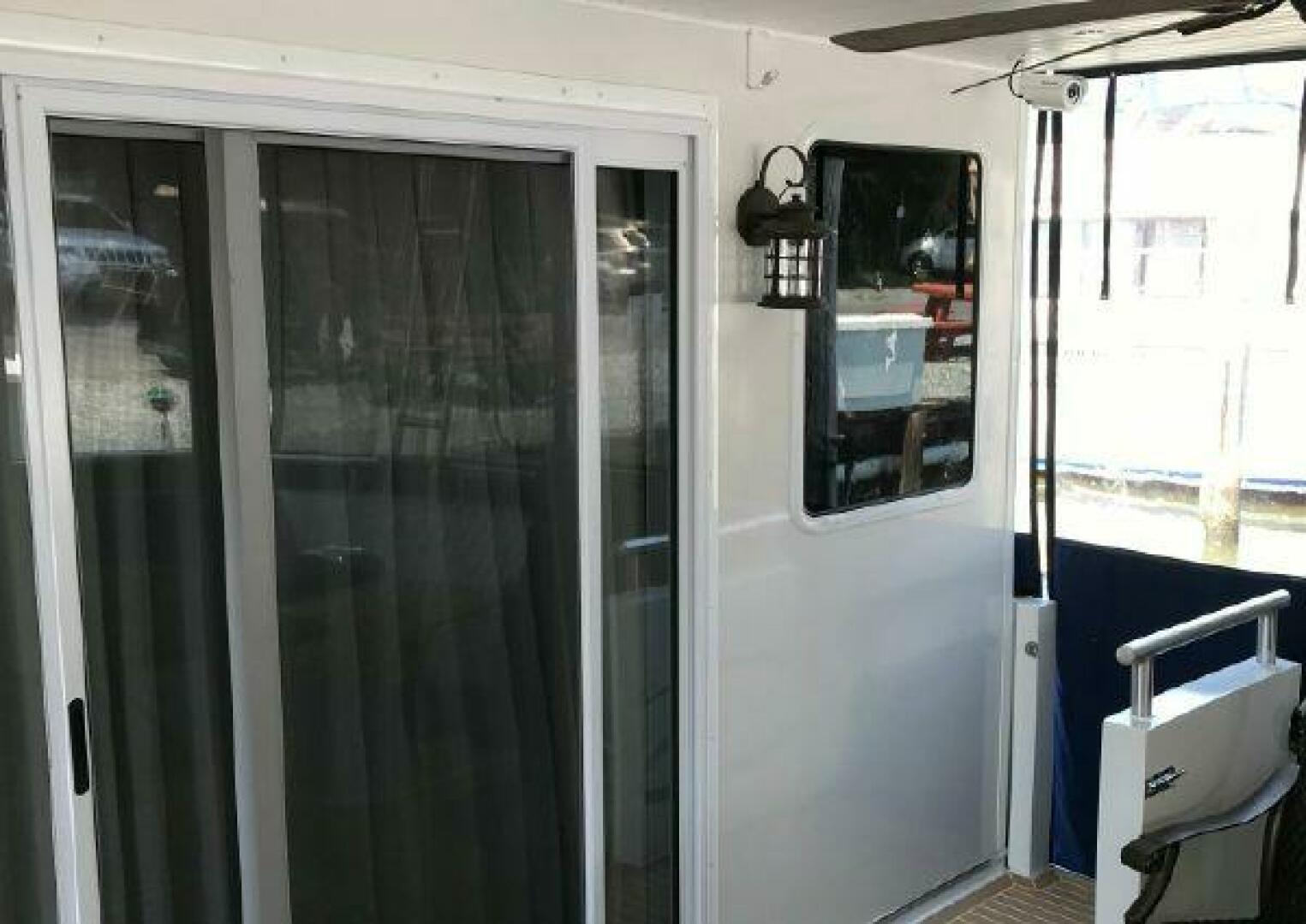 2017 Sumerset Houseboat - Image 149