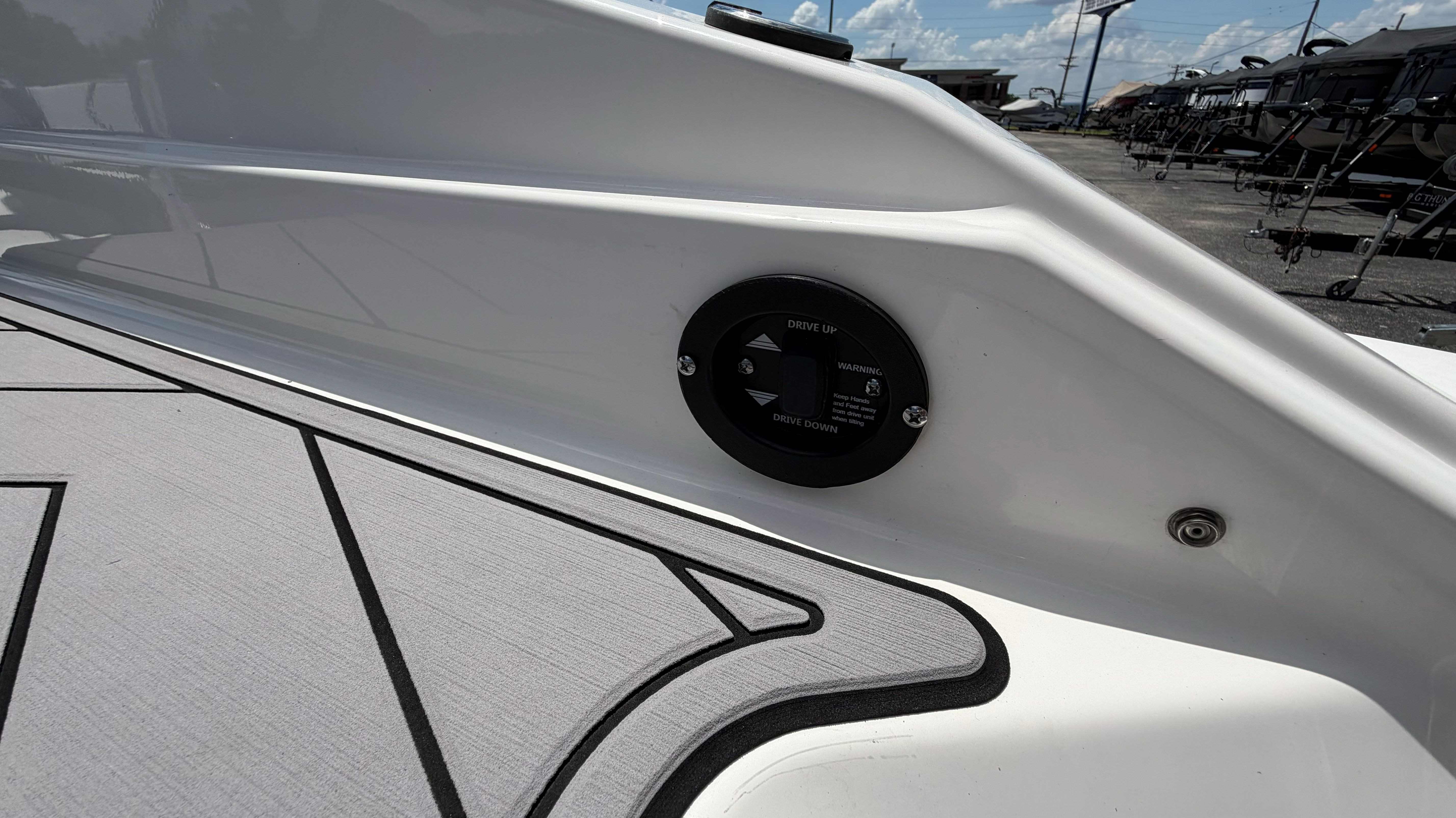 2023 Monterey 238 Super Sport - Image 18
