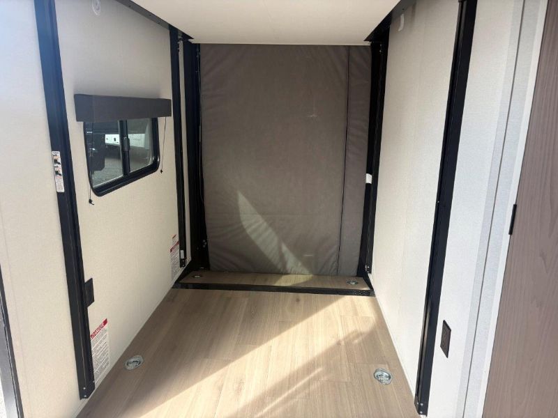 2026 Grand Design Momentum MAV 28MAV - Image 18