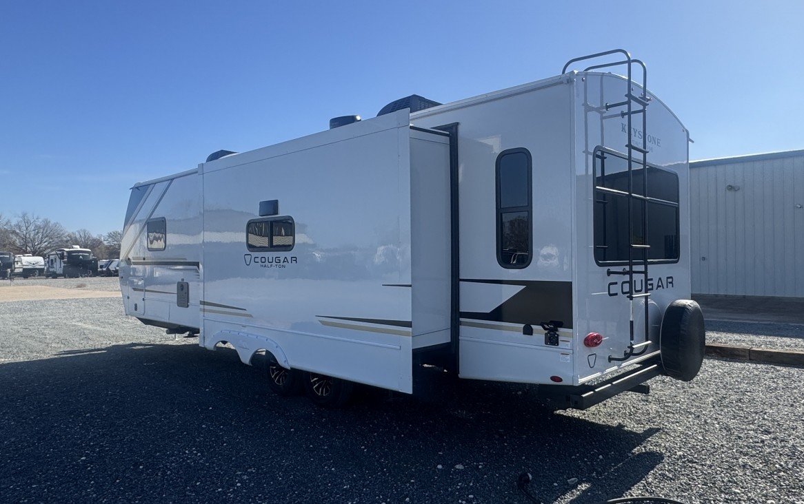 2026 Keystone Cougar Half-Ton 29RLP - Image 5