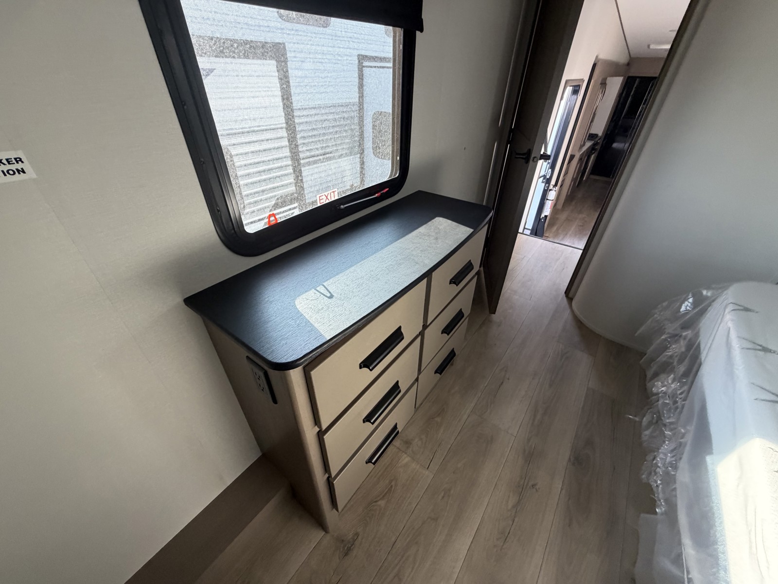 2026 GRAND DESIGN 320MKS - Image 33