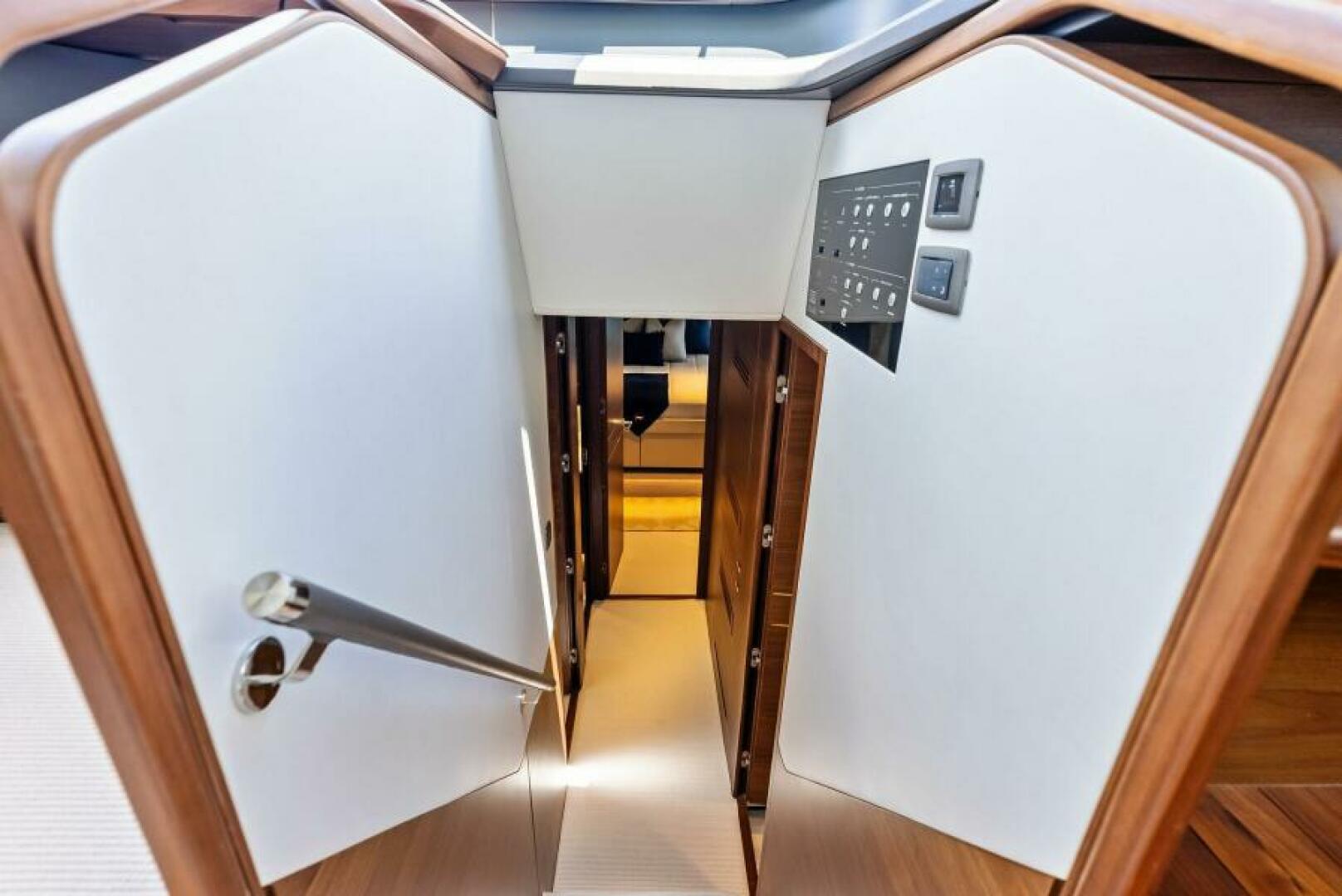 2024 Princess Y72 Motor Yacht - Image 36