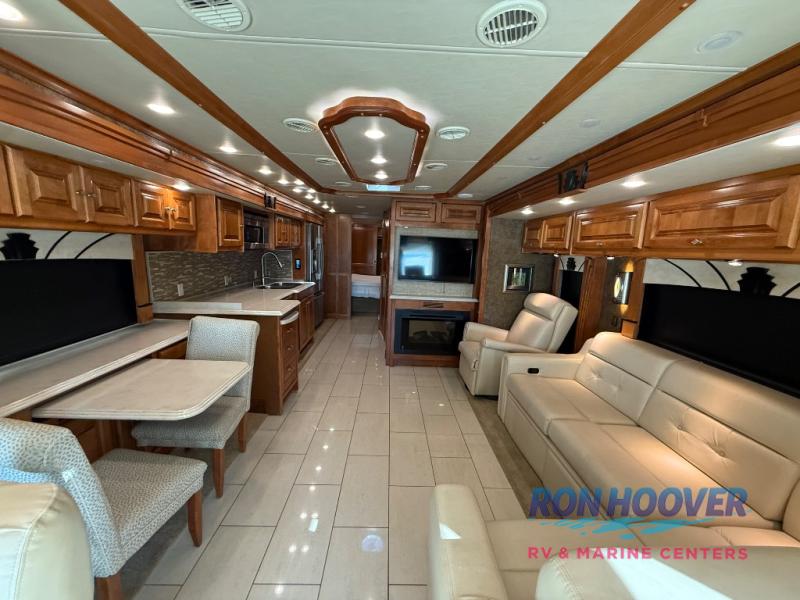 2015 TIFFIN PHAETON M40AH - Image 5