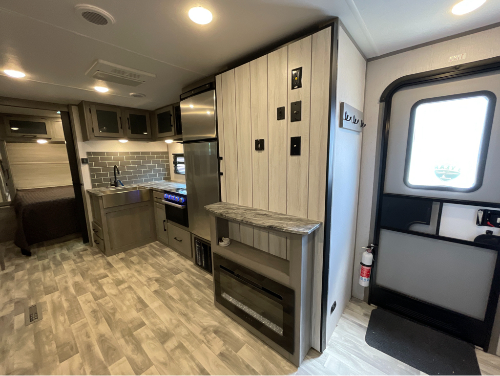 2022 Dutchmen RV Kodiak Ultra Lite 261RBSL - Image 6