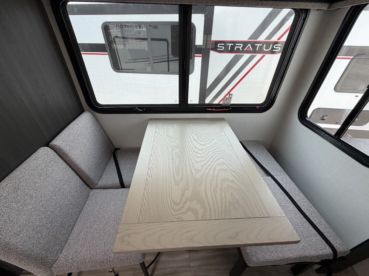 2027 VENTURE RV SPORTTREK 336VRK - Image 24