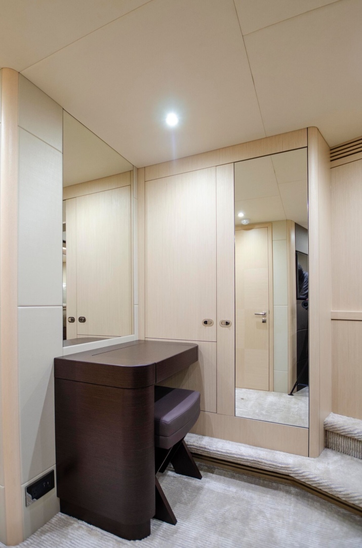 2018 Sunseeker 75 Yacht - Image 23
