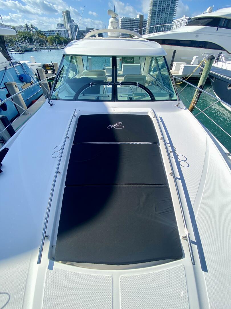 2010 Sea Ray 450 Sundancer - Image 40