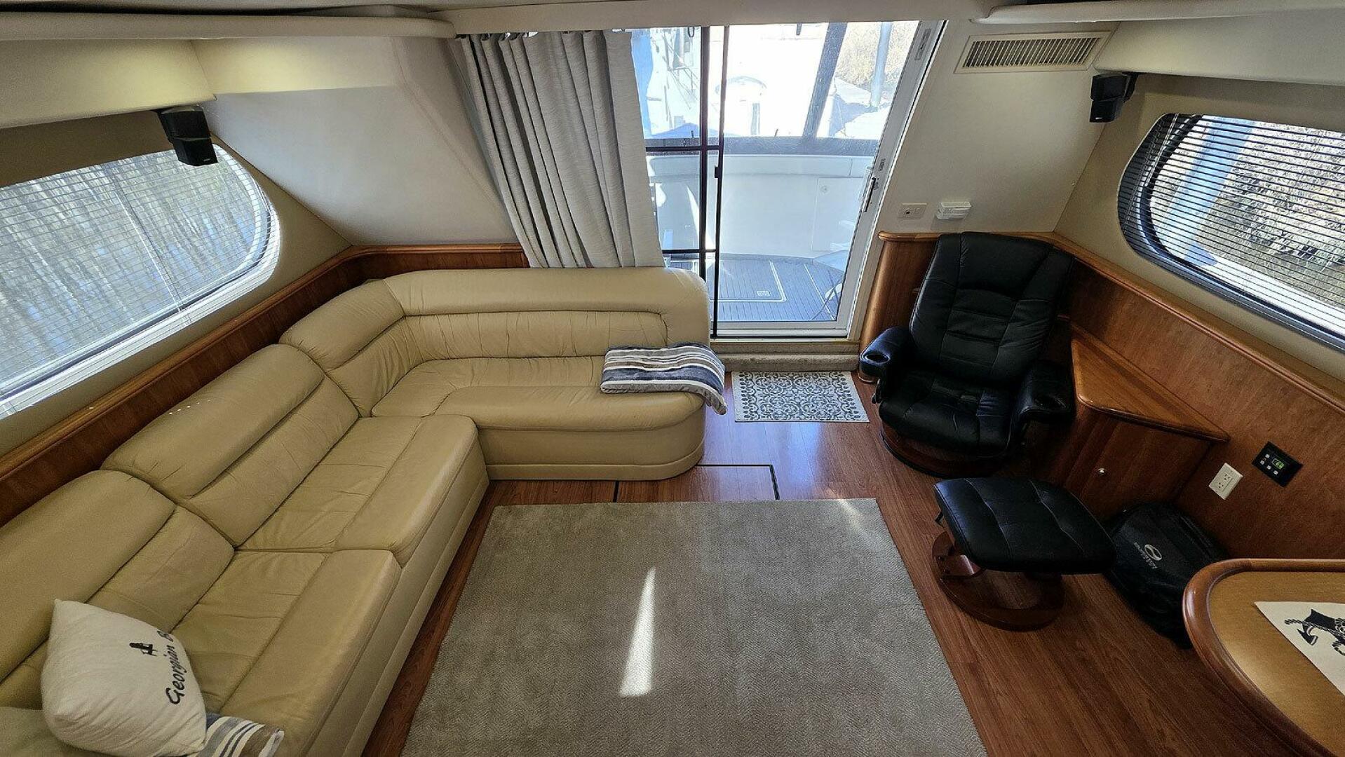 2001 Silverton 410 Sport Bridge - Image 14