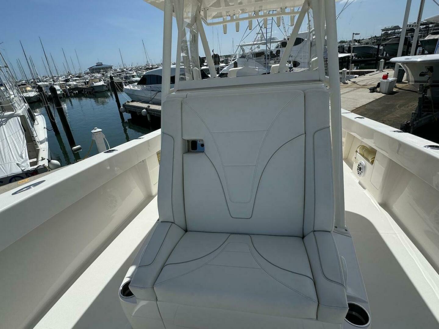 2024 SeaVee 340Z - Image 8
