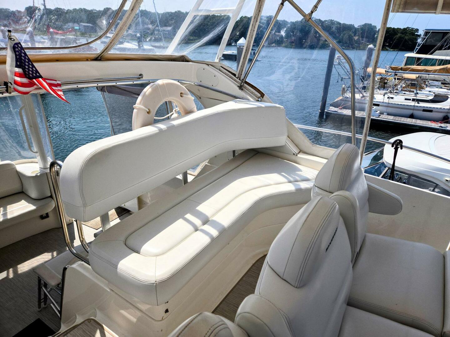 2003 Silverton 392 Aft Cabin Motor Yacht - Image 27