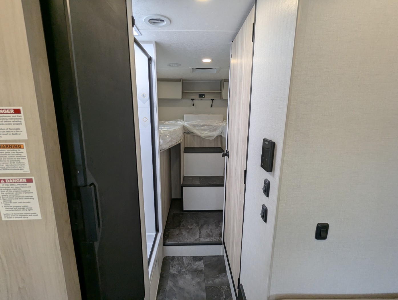 2026 Coachmen Cross Trail EV 26TB - ATH Edition - Image 30