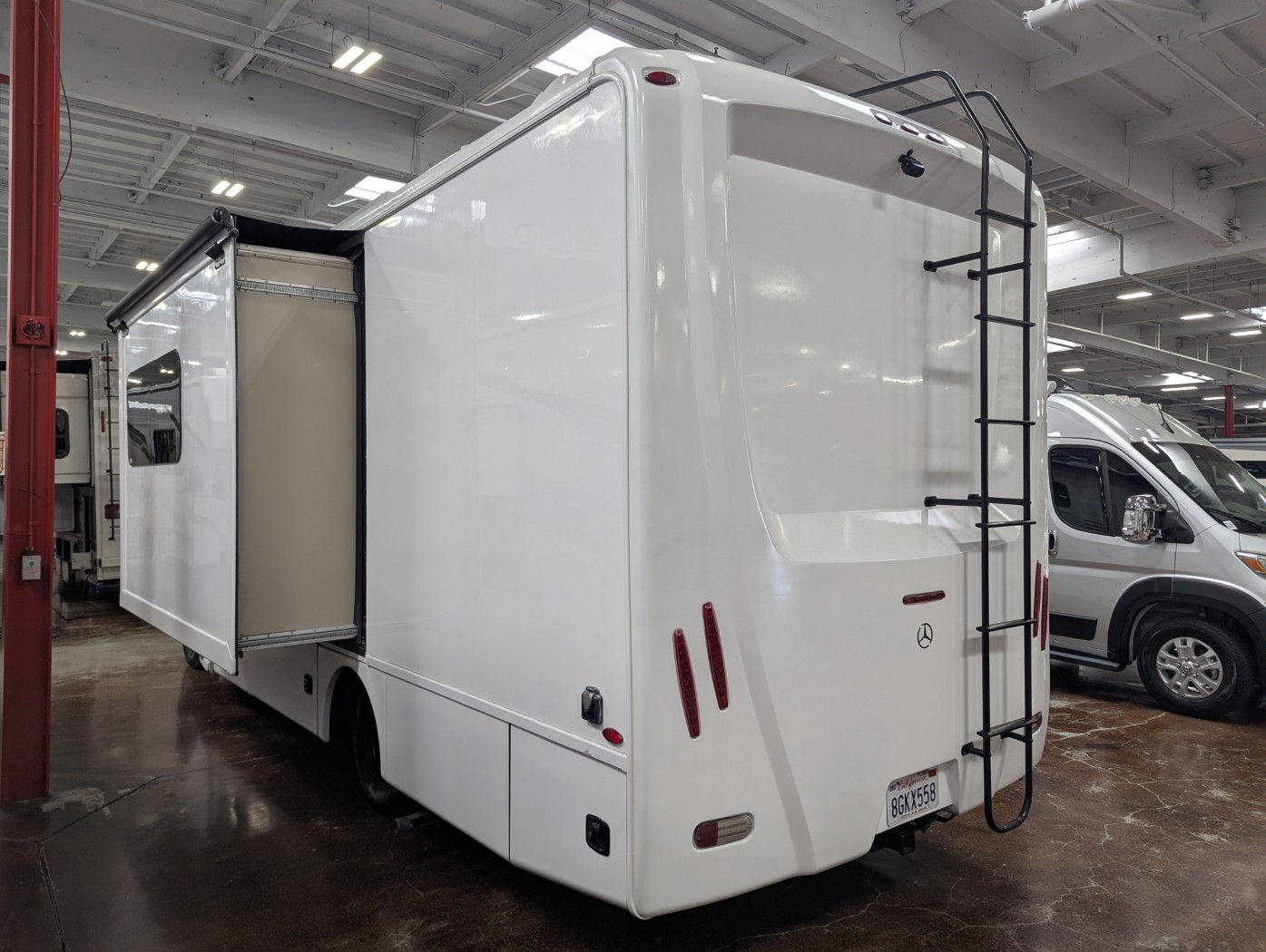 2018 Thor Motor Coach Citation Sprinter 24SJ - Image 5