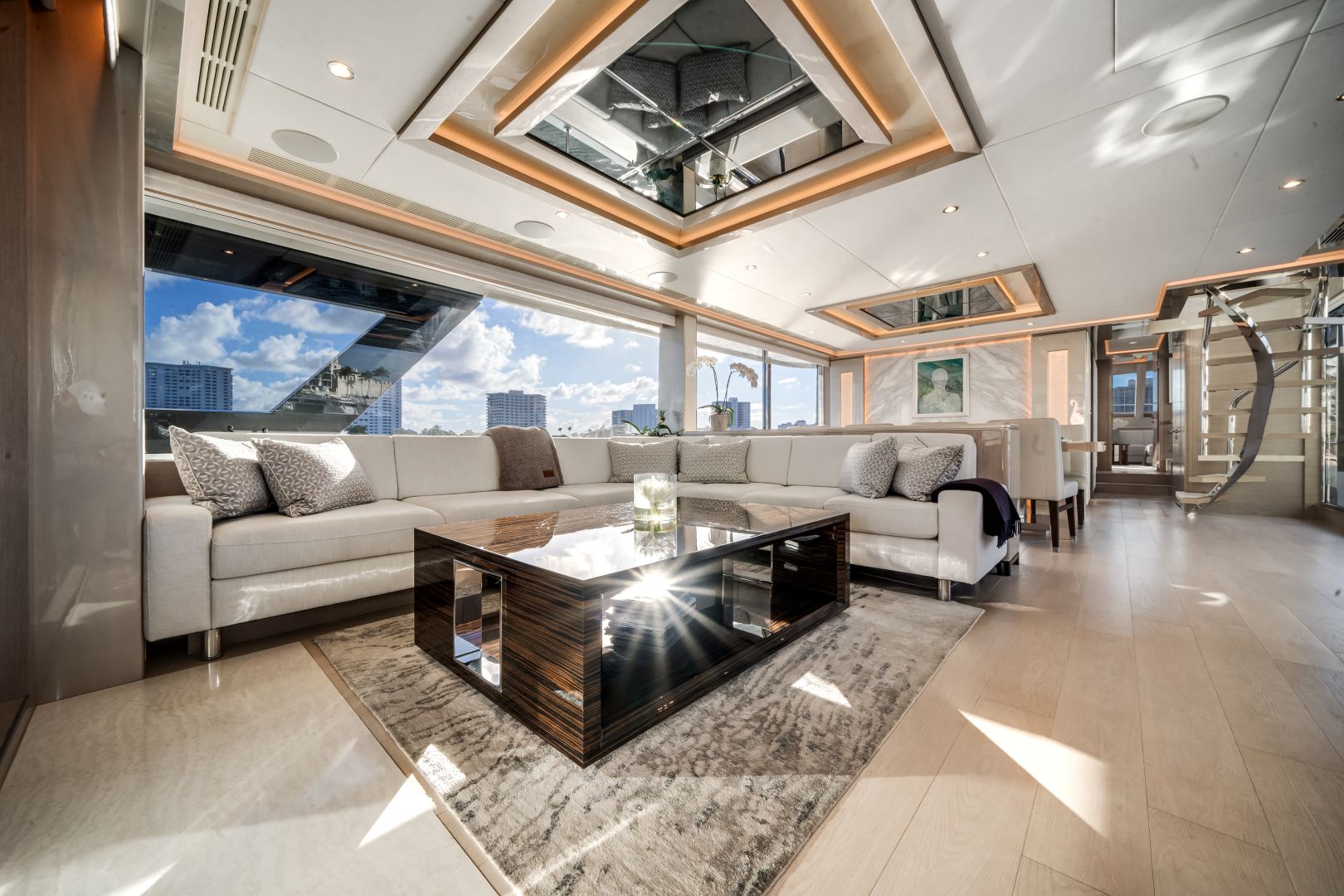 2022 Ocean Alexander 32L - Image 16