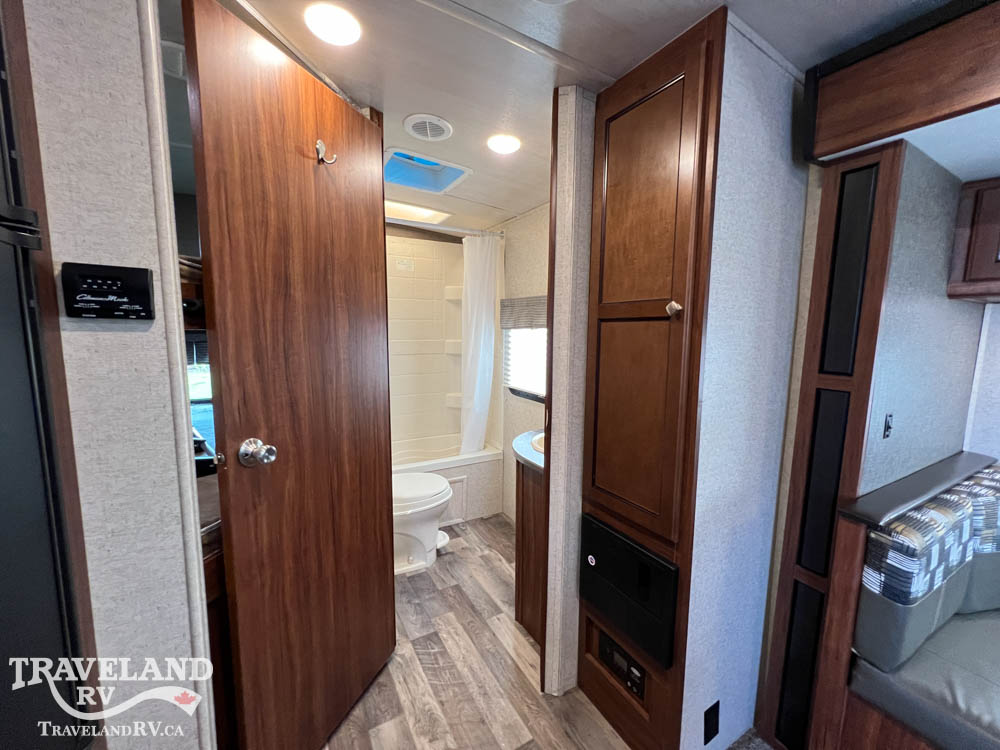 2018 Heartland Wilderness WD 2475BH - Image 32