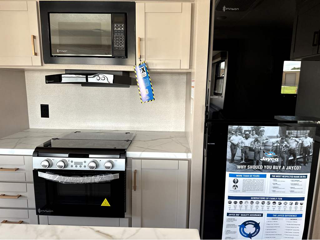 2027 JAYCO JAY FLIGHT 290RLS - Image 16