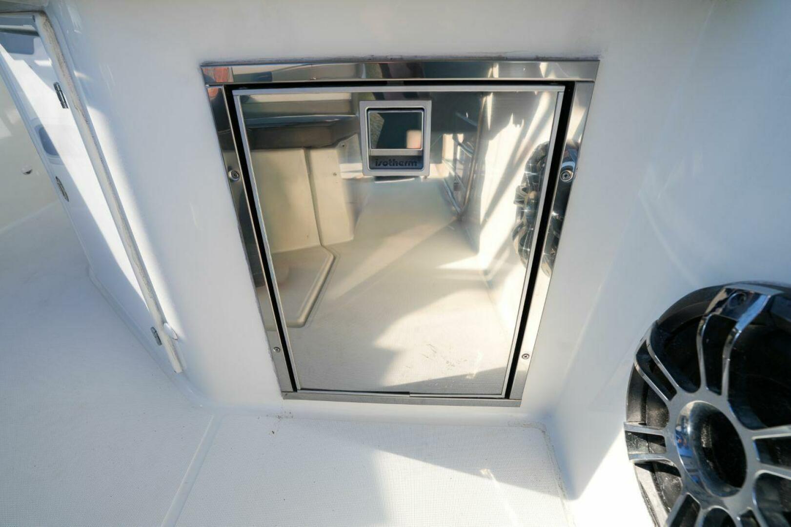 2020 Beneteau Flyer 10 - Image 10