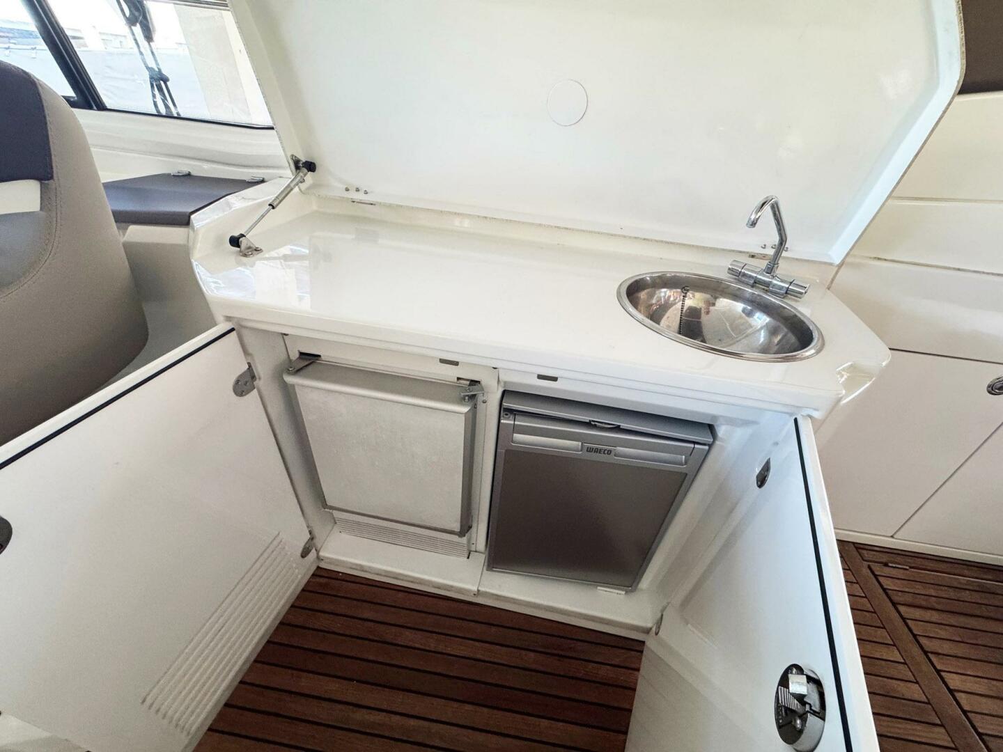 2015 Beneteau Gran Turismo 44 - Image 16