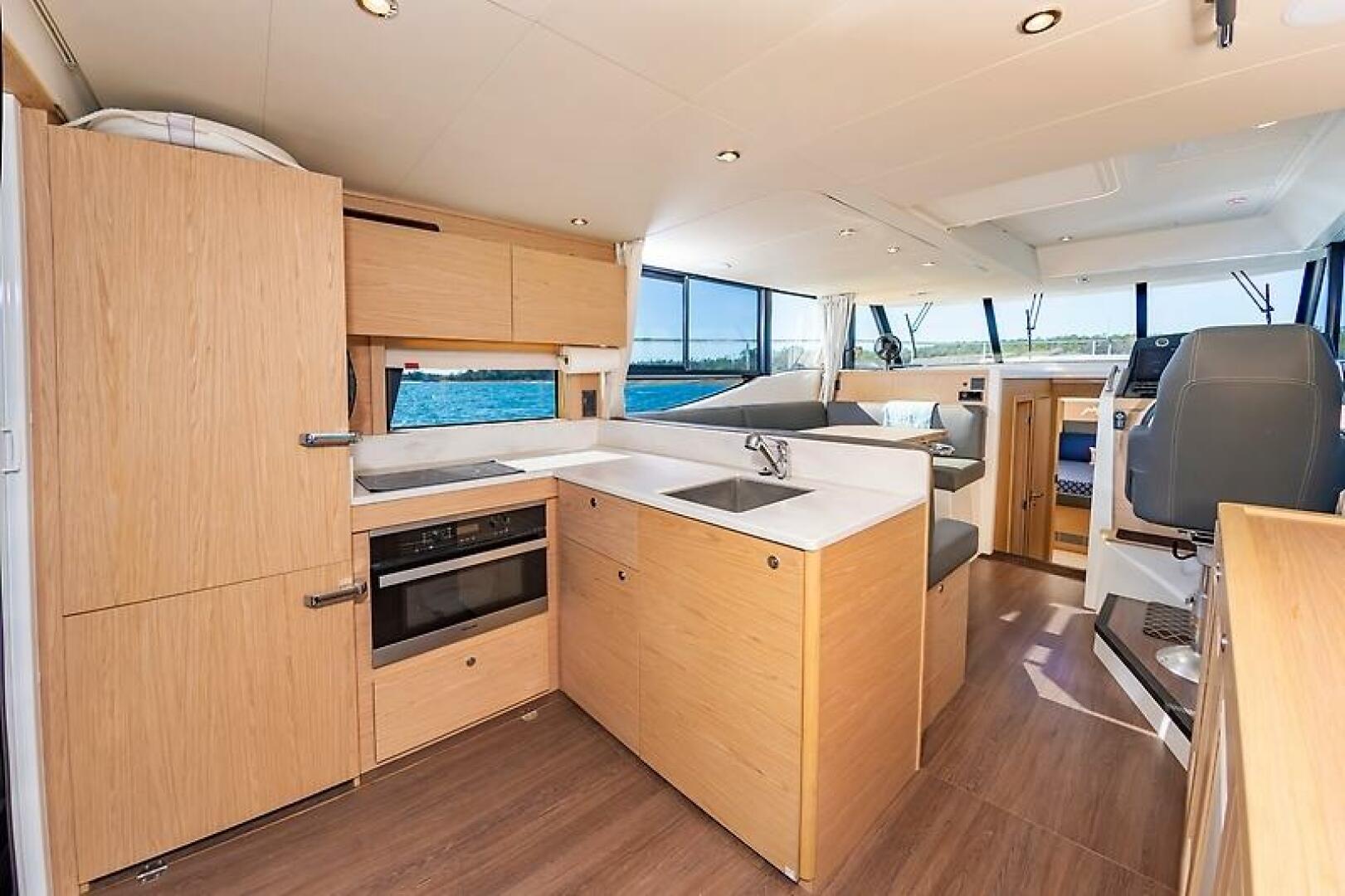2022 Beneteau Swift Trawler - Image 21
