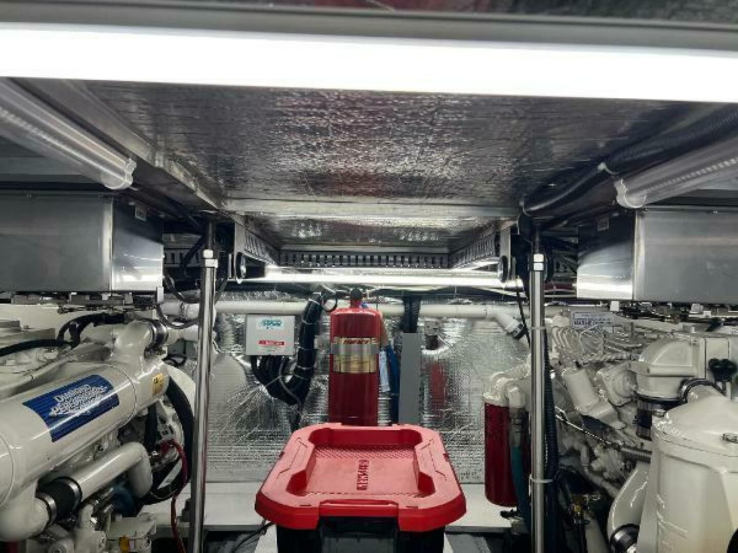 2001 Carver 450 Voyager Pilothouse - Image 34