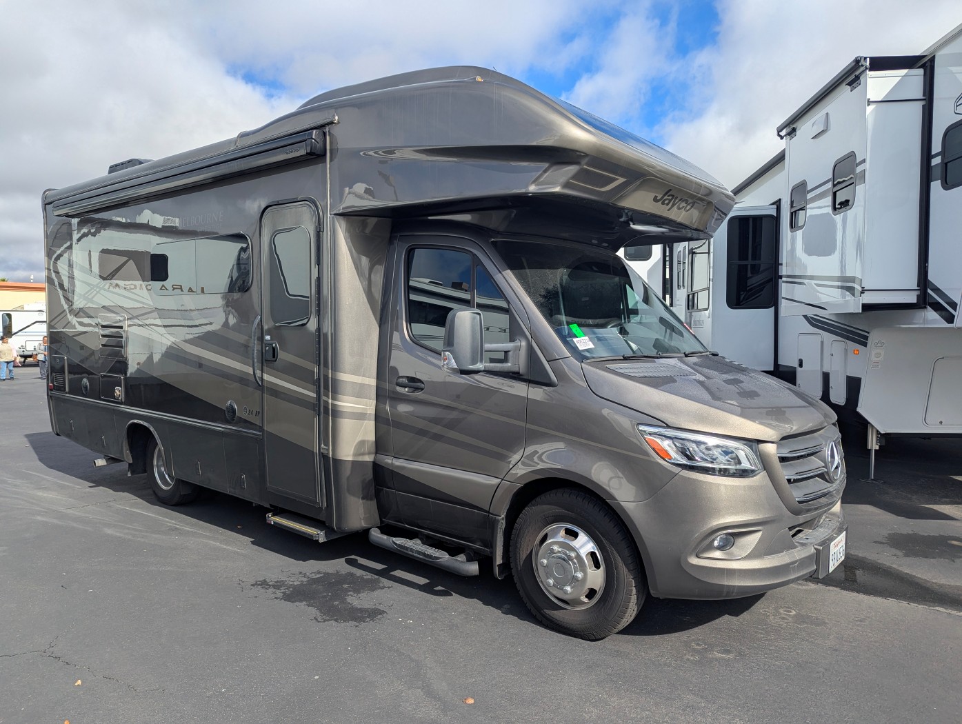 2022 Jayco Melbourne Prestige 24RP - Image 1