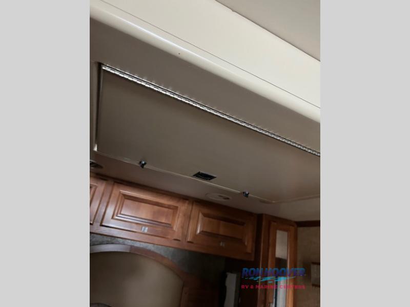 2014 TIFFIN 32BR - Image 20