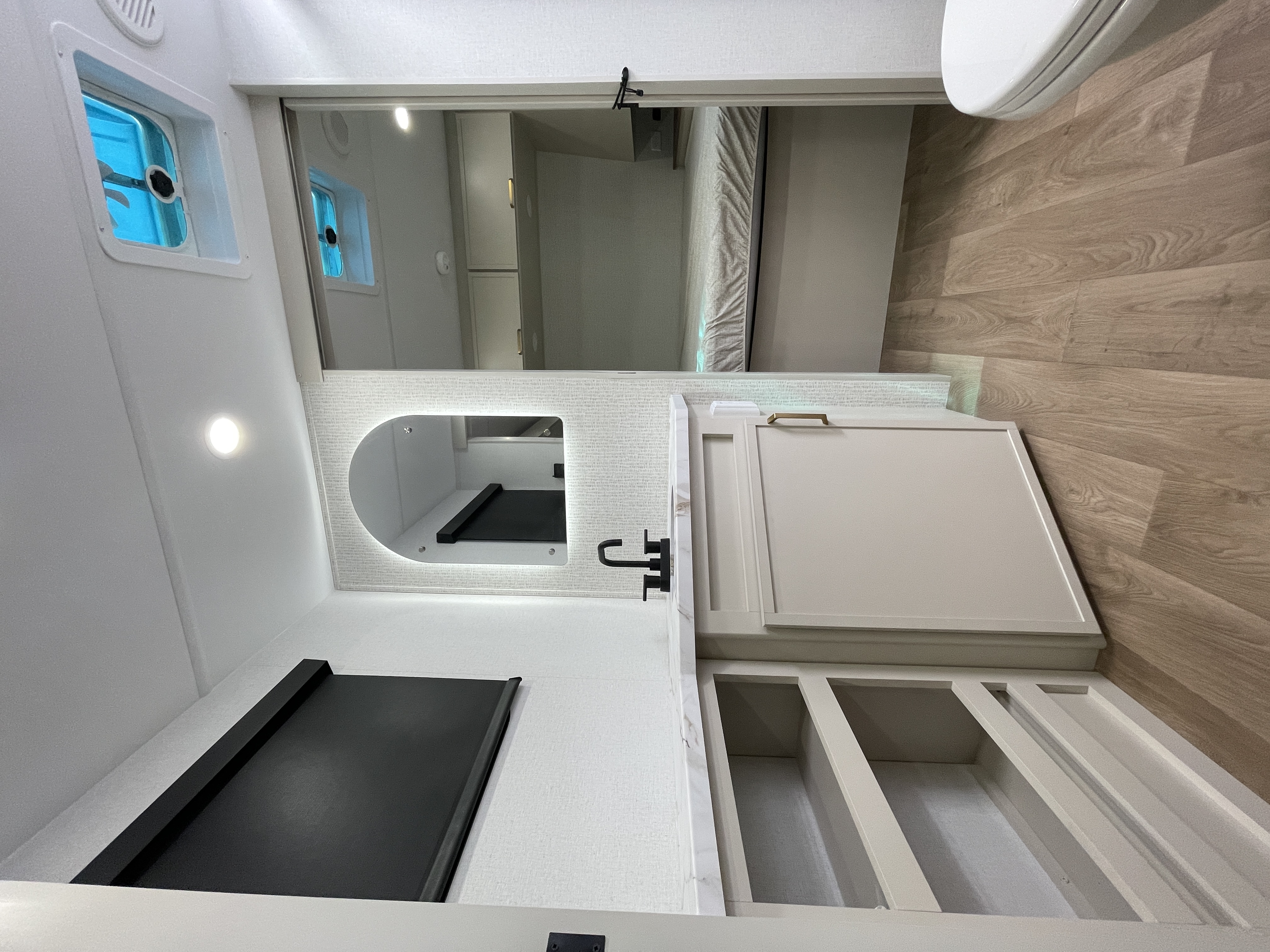 2027 Grand Design Imagine XLS 23LDE - Image 20