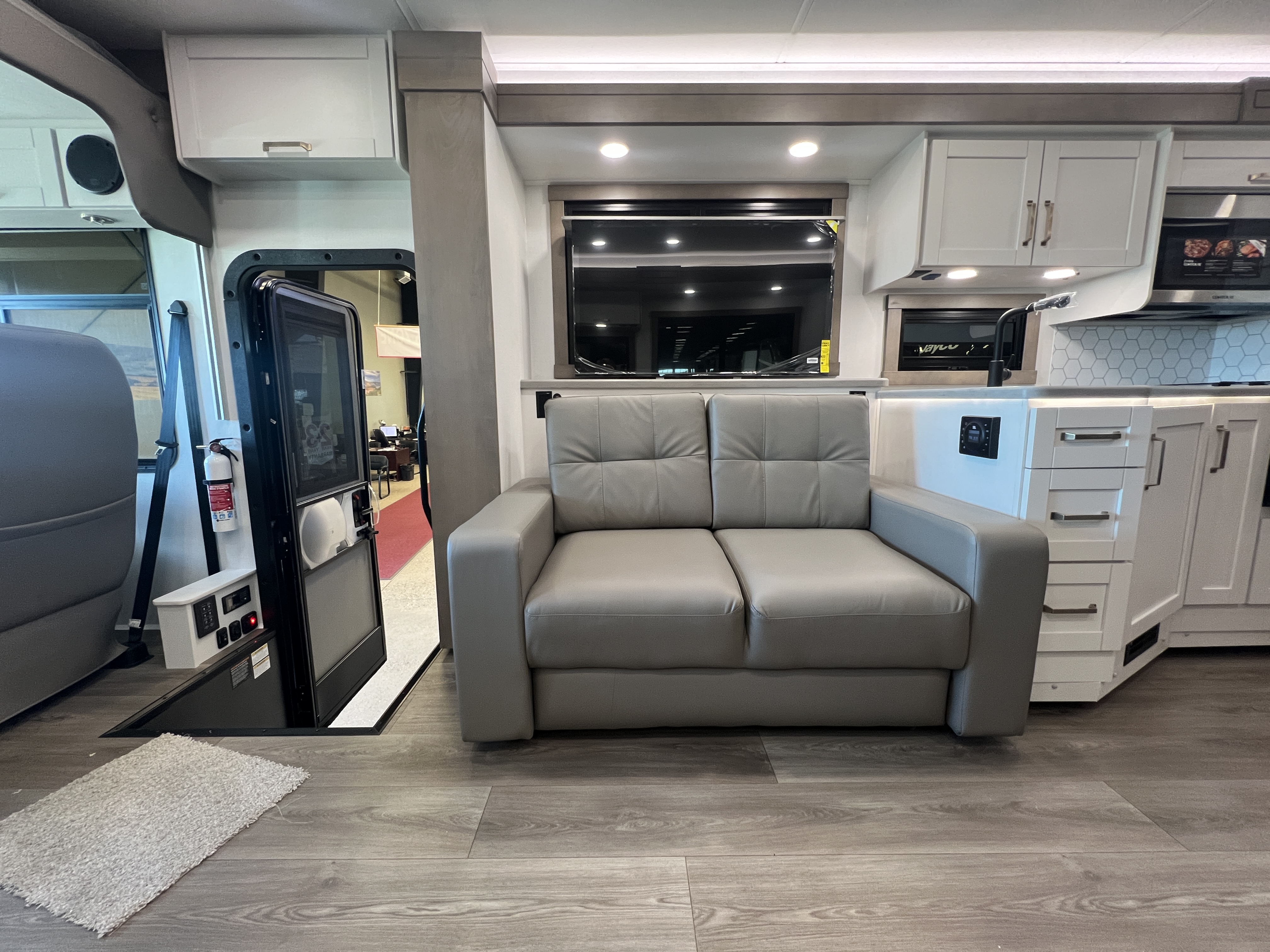 2027 Entegra Coach Vision XL 34G - Image 12