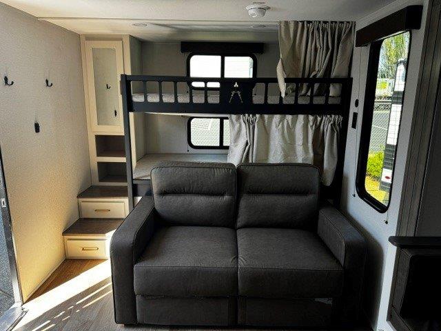 2027 Grand Design Transcend 265BHT - Image 7
