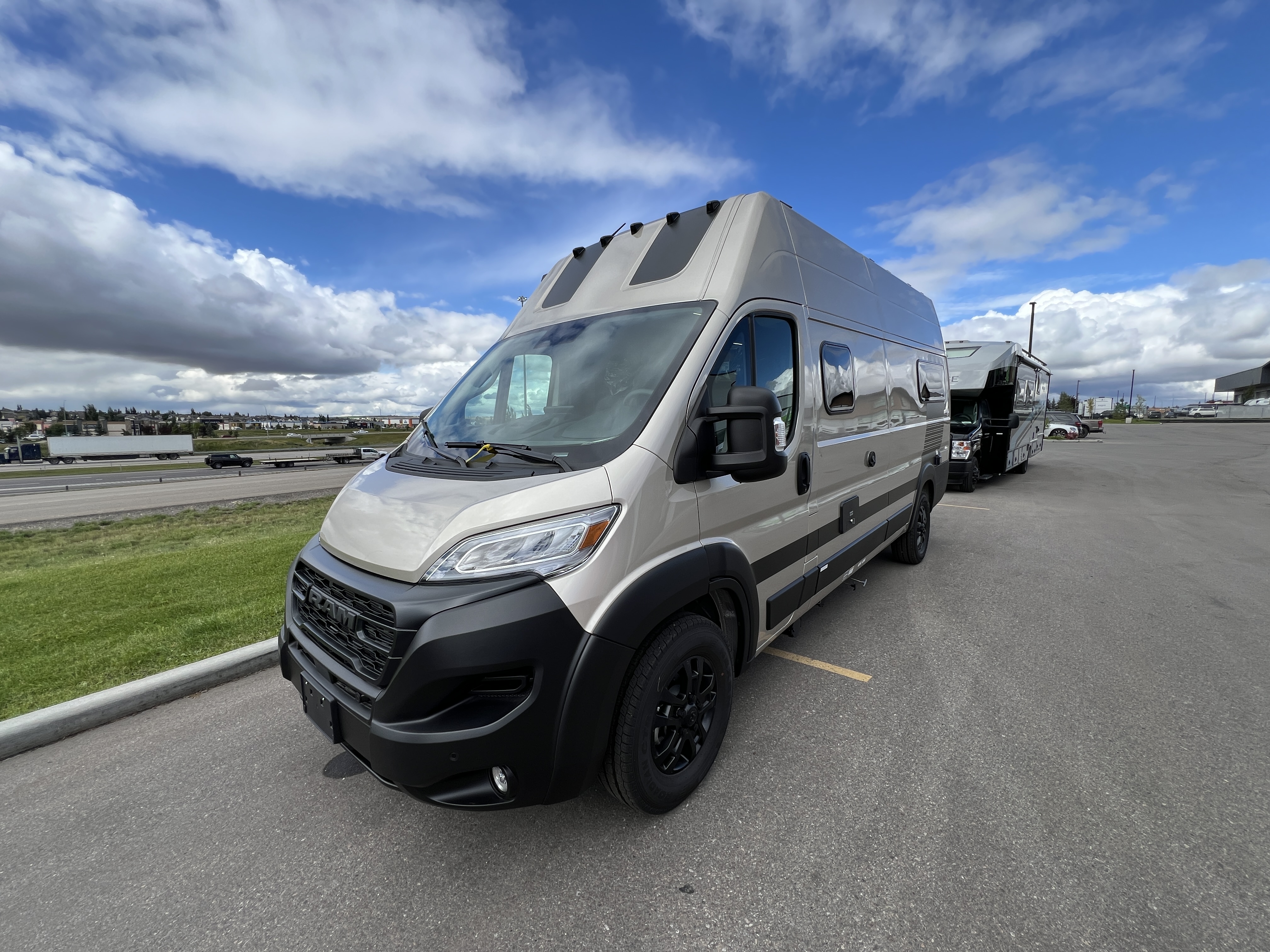 2027 Grand Design Lineage Series VP2 LVP2 - Image 6
