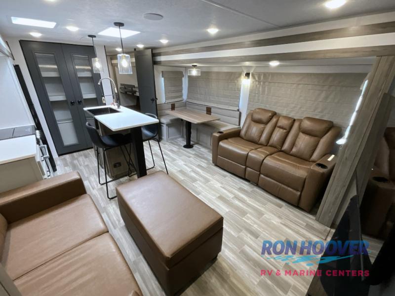 2025 FOREST RIVER 3400BH - Image 2