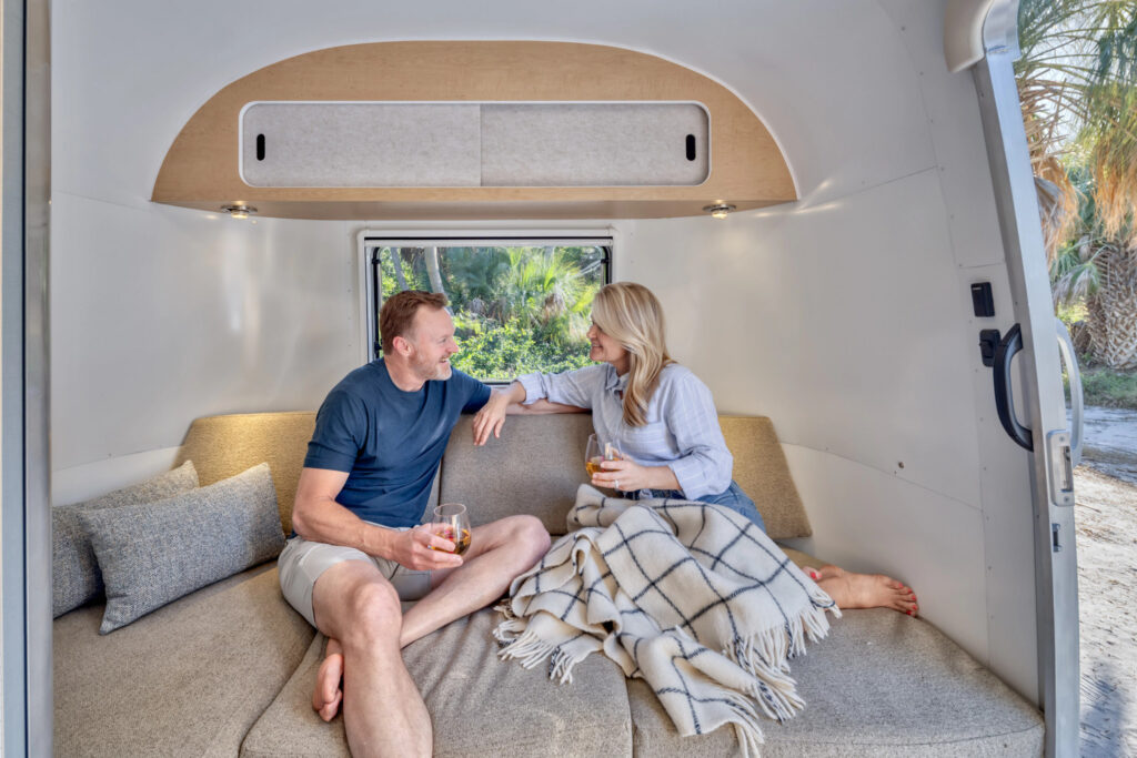 2027 Airstream World Traveler 17Rb - Image 7