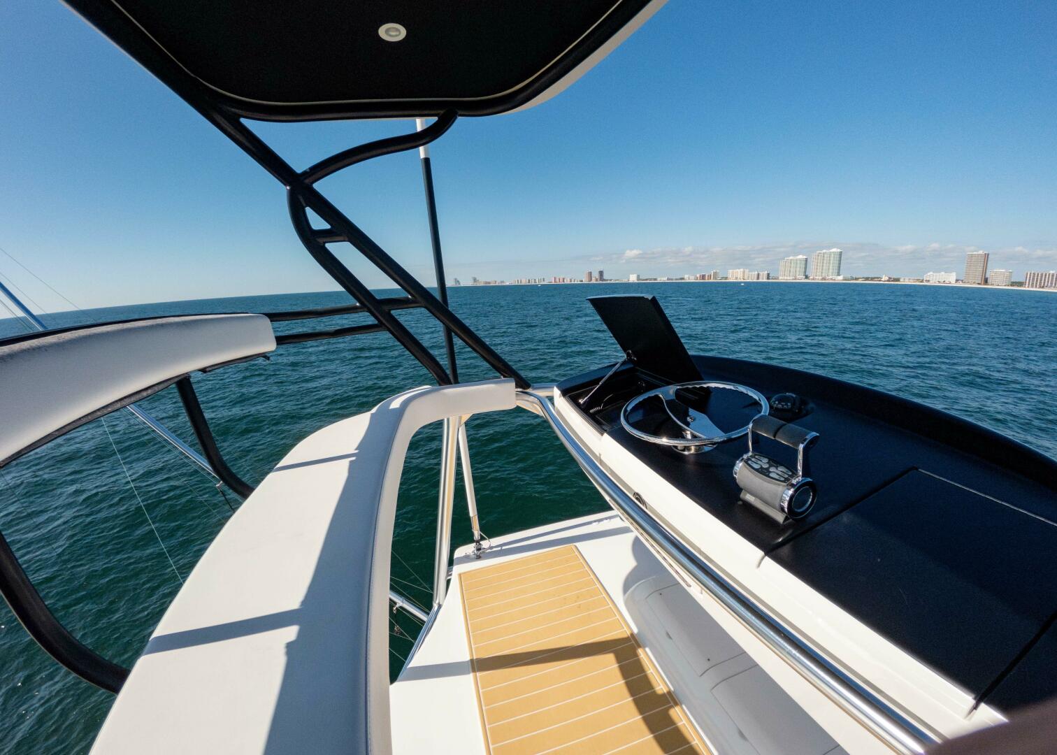 2020 Viking 62 Convertible - Image 44
