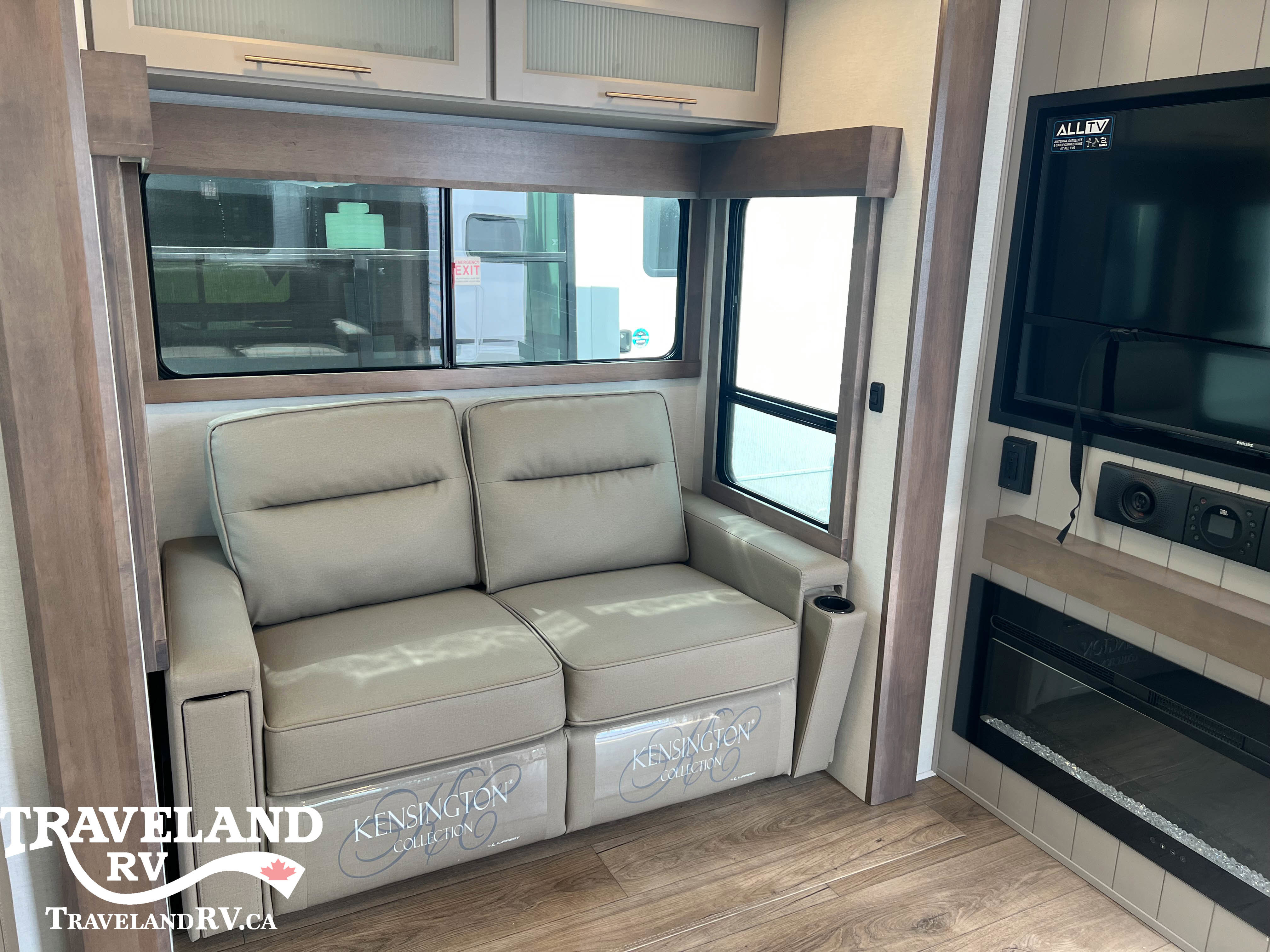 2025 Alliance RV Paradigm 382RK - Image 8