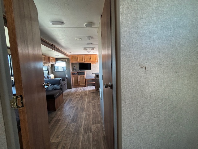 2018 SPRINGDALE SUMMERLAND 2960BH - Image 30