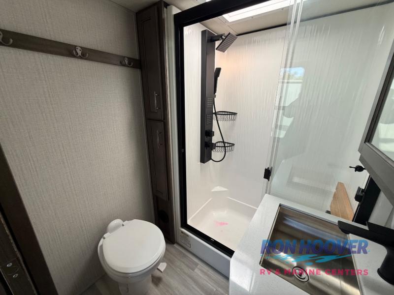 2023 GRAND DESIGN 378MBS - Image 17