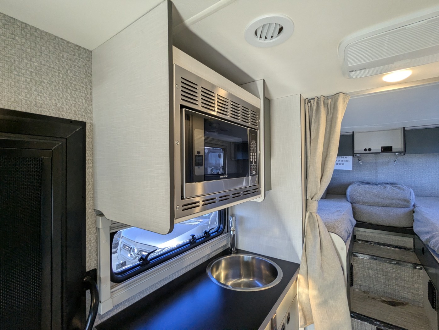 2026 Winnebago EKKO Sprinter 23B AWD - ATH Edition - Image 24