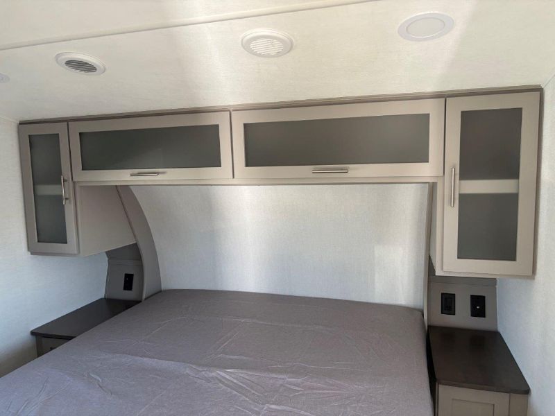 2026 Alliance RV Avenue 25RL - Image 23