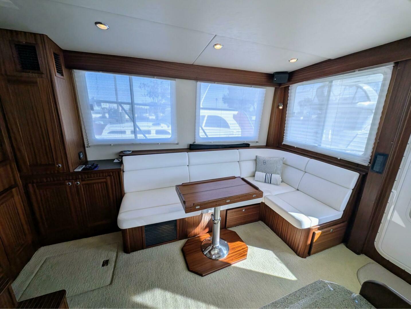 2015 American Tug - Image 34