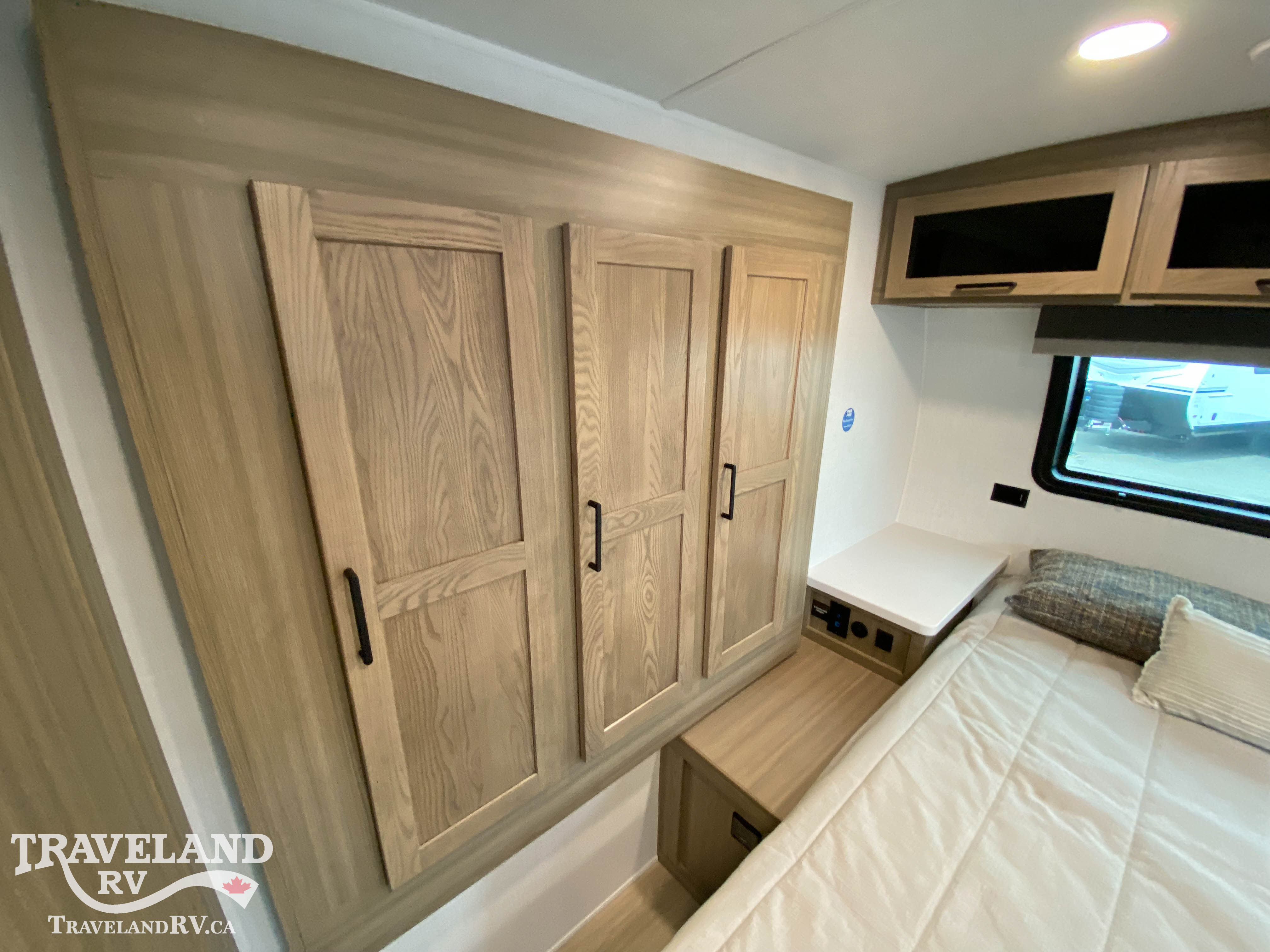 2027 Forest River Rockwood Mini Lite 2515S - Image 13