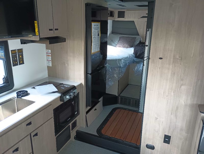 2026 Grand Design Lineage Series M 25TK - Image 24
