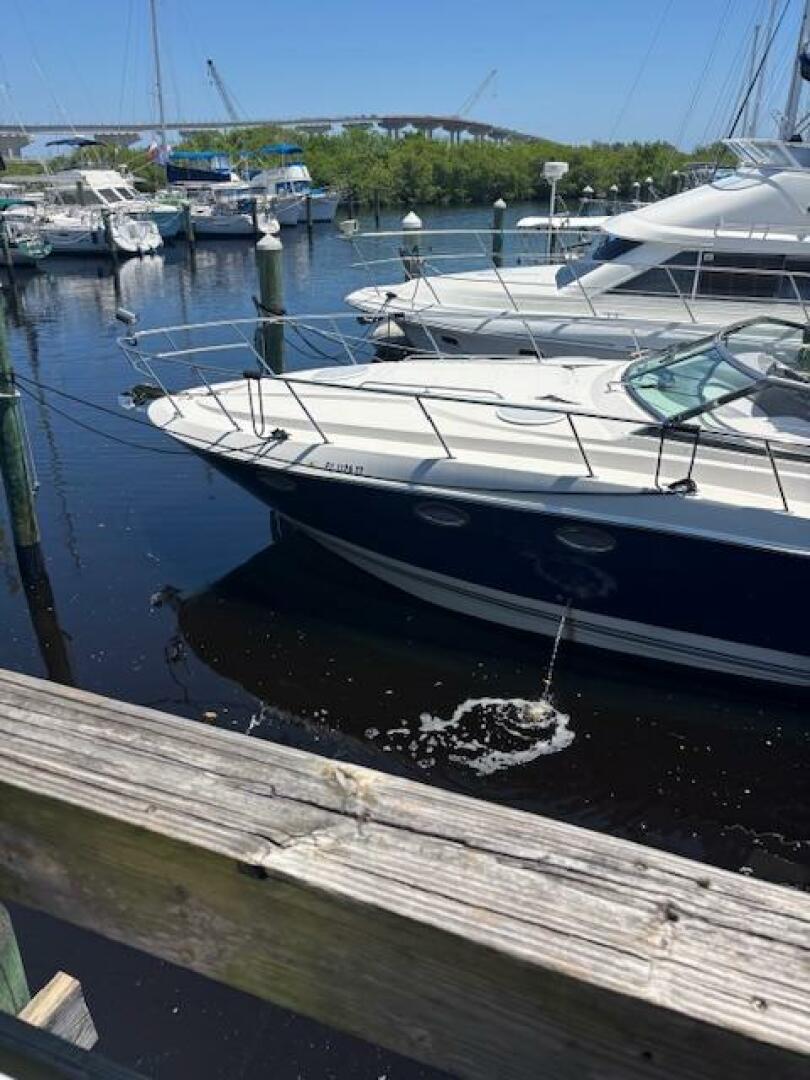 2007 Monterey 350 Sport Yacht - Image 3