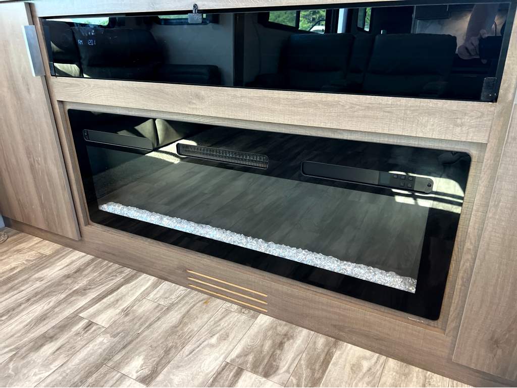 2021 GRAND DESIGN IMAGINE 3100RD - Image 10