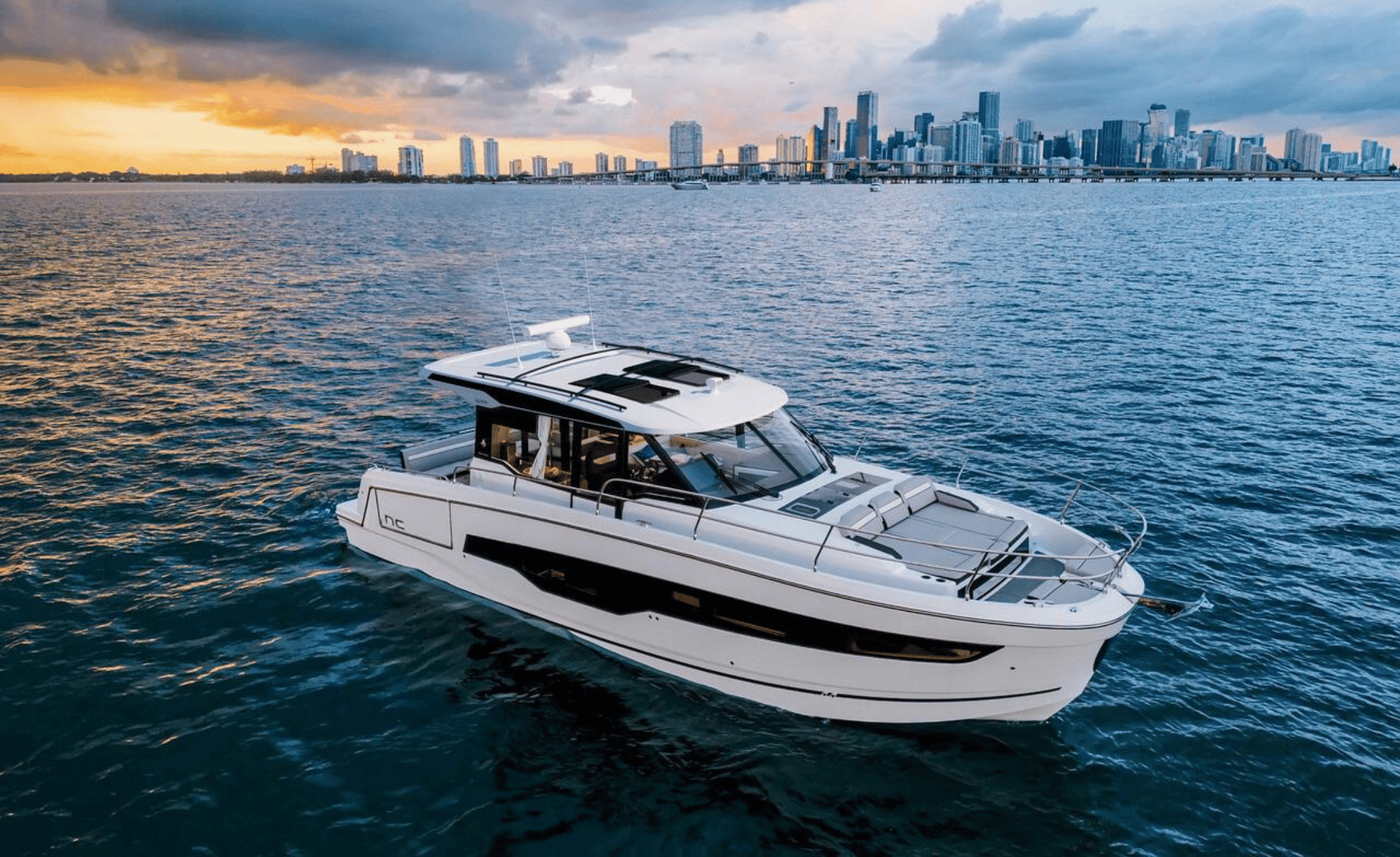 2027 Jeanneau NC 1295 Coupe  - Image 13